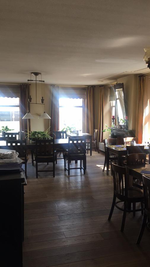 Hotel Het Gemeentehuis Uithuizen Exteriör bild